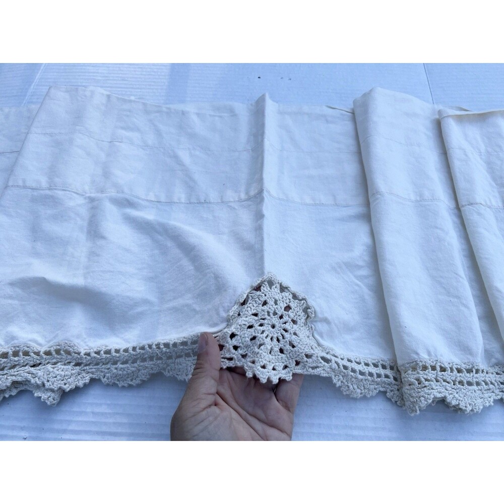 Vintage Handmade Cotton Café Curtain Panel w/ Hand Crochet Lace Trim 56”